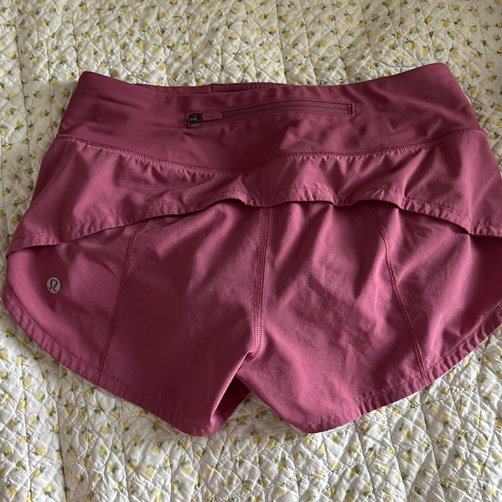 Lululemon Speed Up Shorts 2.5”, Size 2